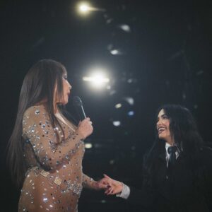 Lali y Moria en el escenario de Velez