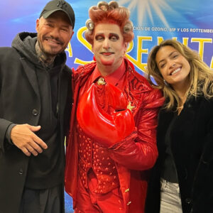 Marcelo Tinelli ,fue al teatro a ver la sirenita